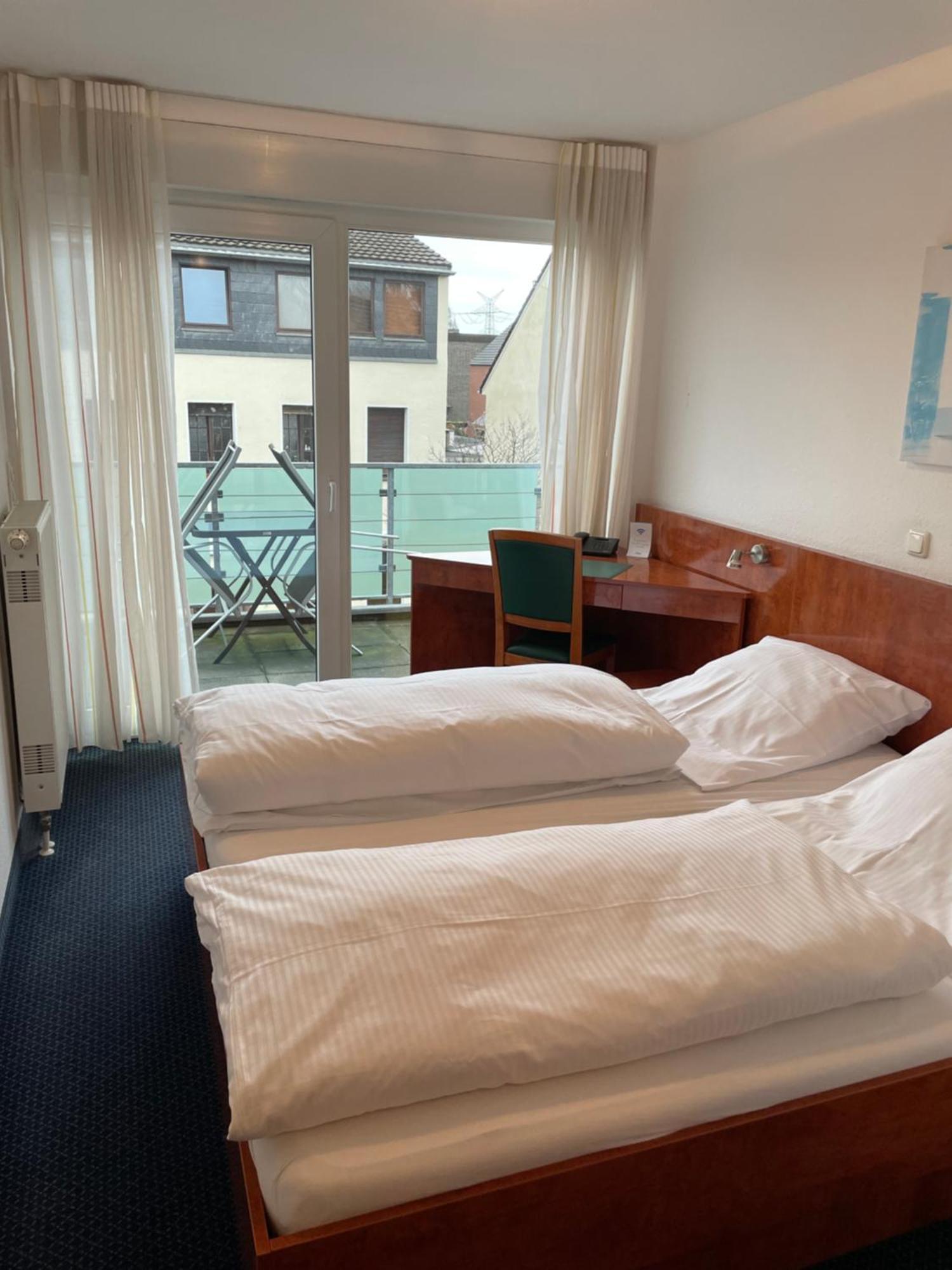 Hotel Merkenich Köln Ngoại thất bức ảnh