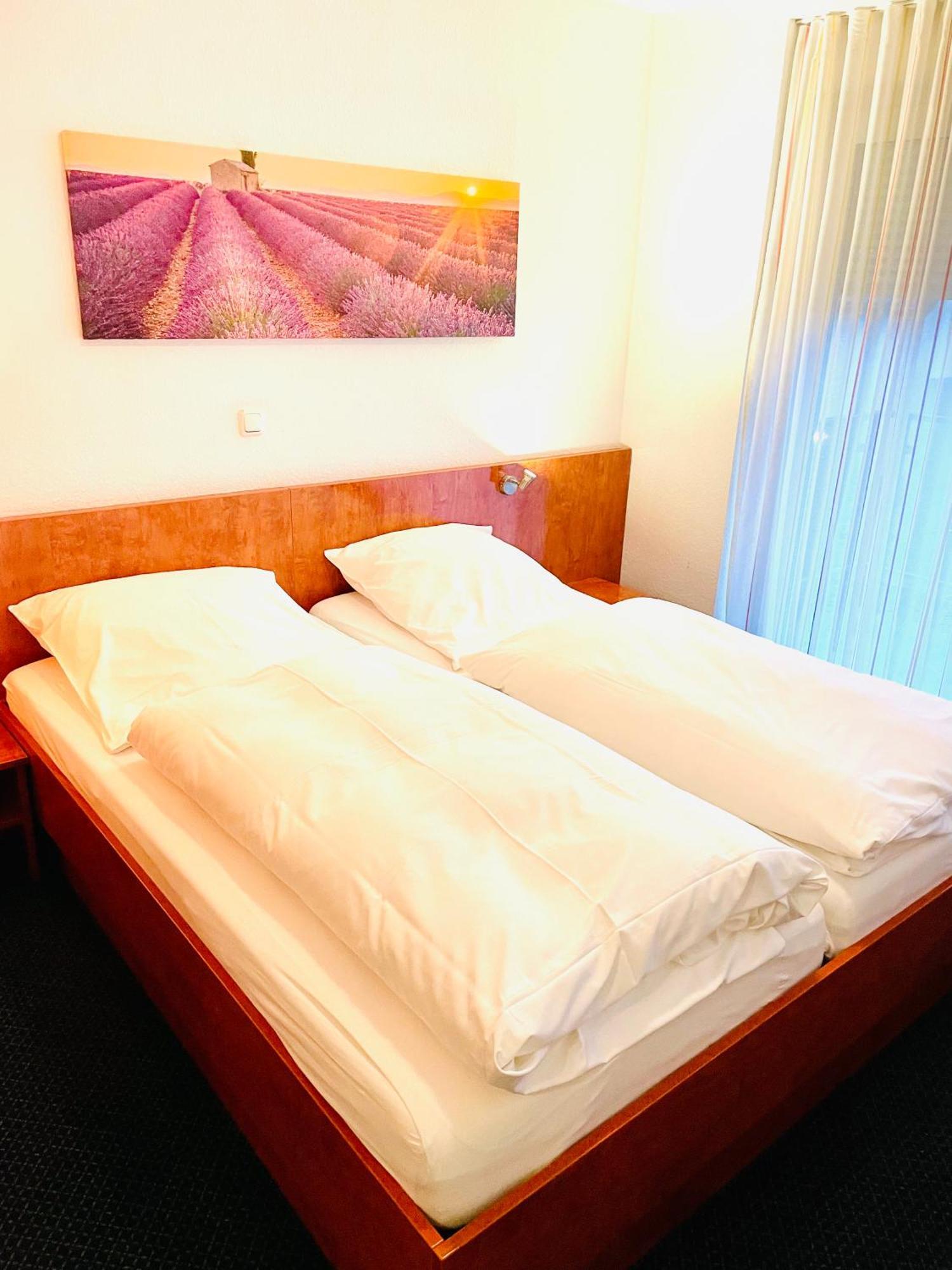Hotel Merkenich Köln Ngoại thất bức ảnh
